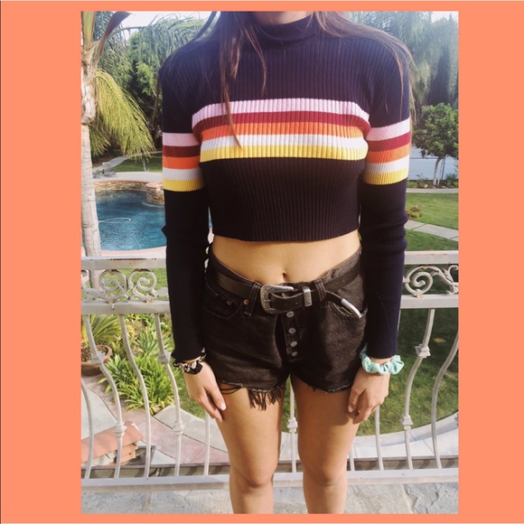 Urban Outfitters Tops - Urban Outfitters Cropped Sweater